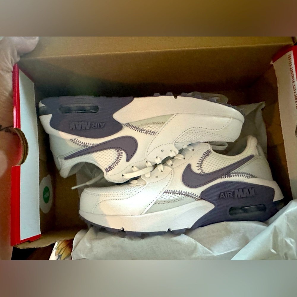 Women’s Nike air max